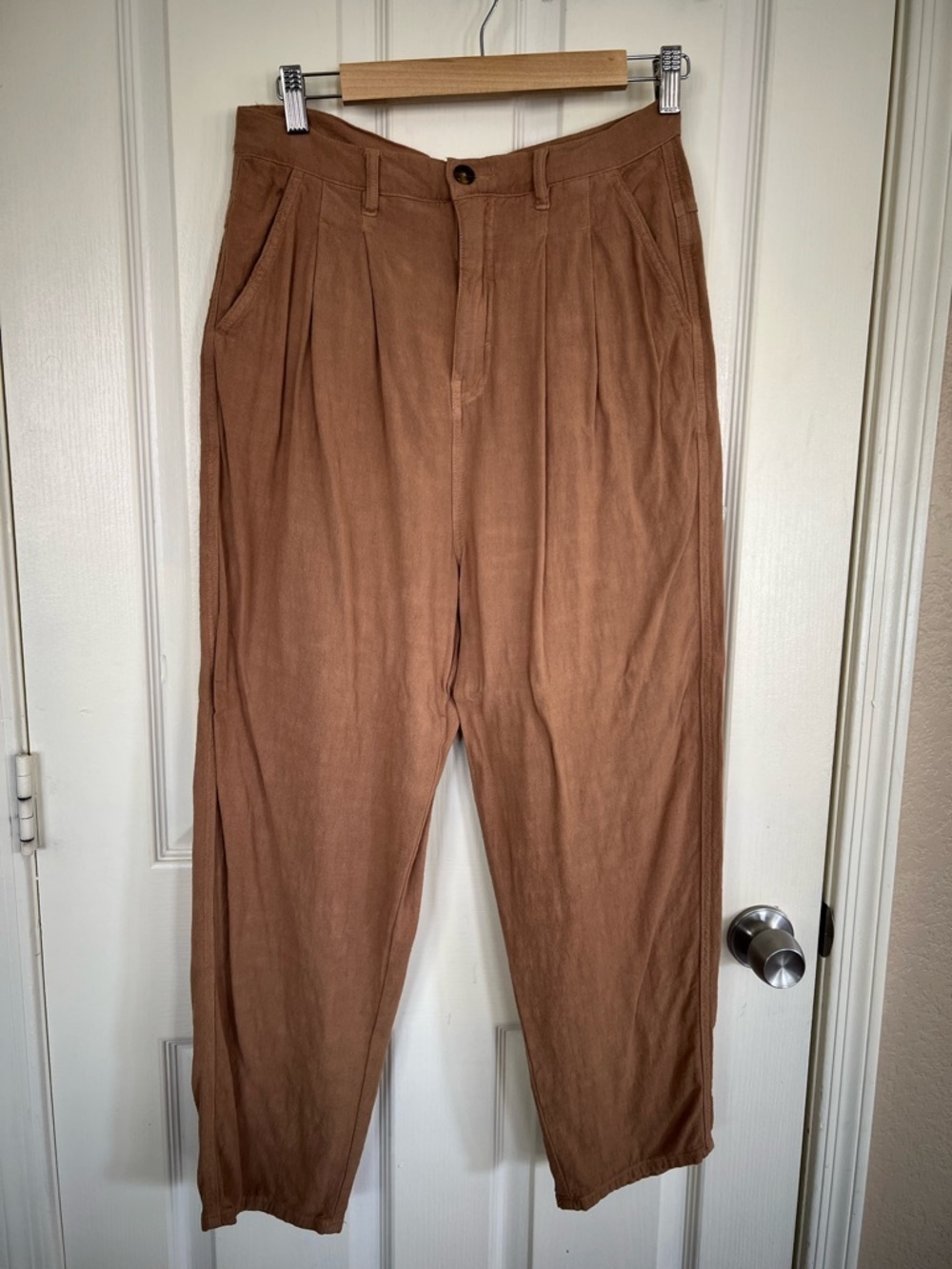 Free People We The Free Tan Linen Blend Pleated Tapered Pants Size 29